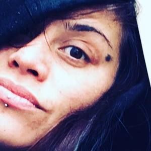 Meet your Posher, Stania